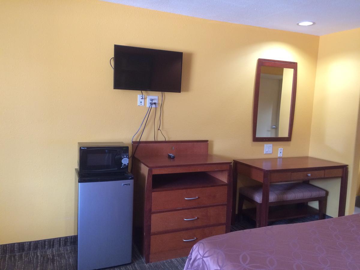 Select Inn And Suites Хьюстон Экстерьер фото
